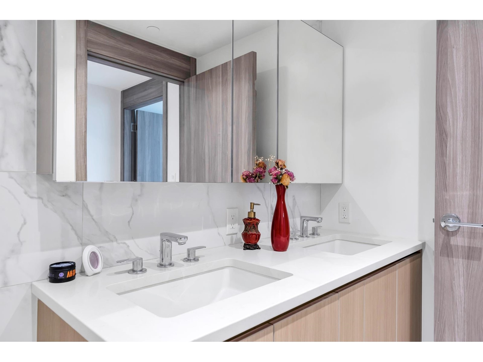 1805 9887 Whalley Boulevard, Surrey, British Columbia  V3T 0P4 - Photo 23 - R2976063