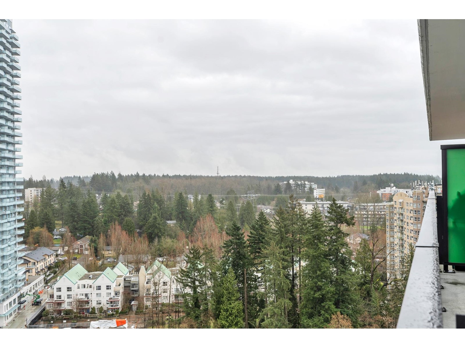 1805 9887 Whalley Boulevard, Surrey, British Columbia  V3T 0P4 - Photo 19 - R2976063