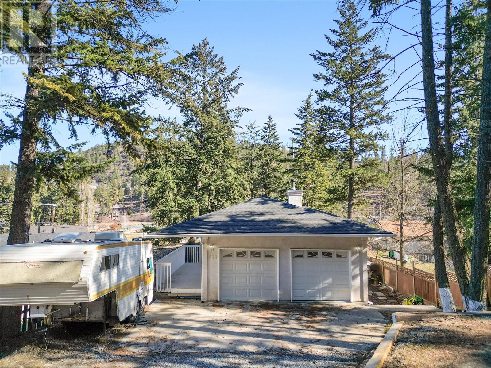 Property at 334 Clifton Road S image 1