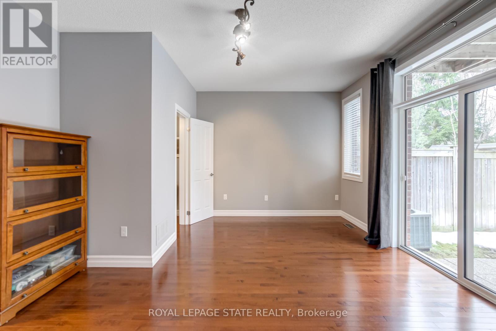 Property at 12 - 4165 UPPER MIDDLE STREET image 5
