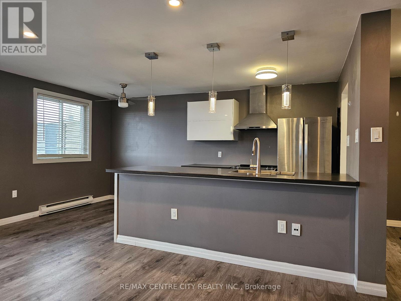 Property at 601 - 1102 JALNA BOULEVARD image 5