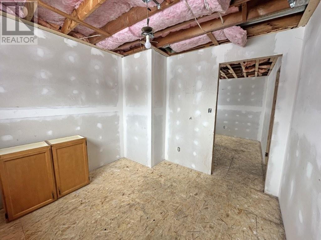 703 Hodder Ave, Thunder Bay, Ontario  P7A 1W2 - Photo 32 - TB250436