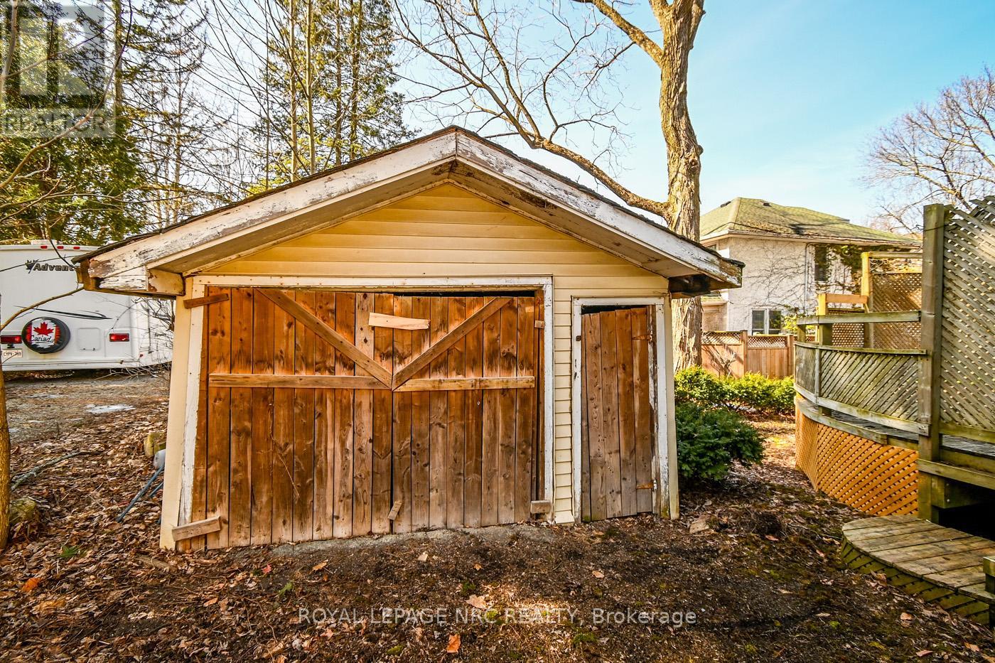 1548 Pelham Street, Pelham, Ontario  L0S 1E0 - Photo 24 - X12019749