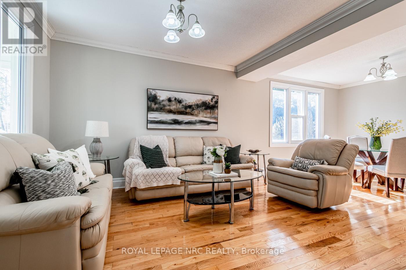 Property at 1548 PELHAM STREET image 4