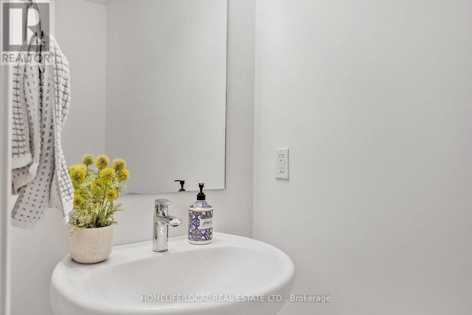 4 Rowland Street, Collingwood, Ontario  L9Y 5M4 - Photo 7 - S12019220