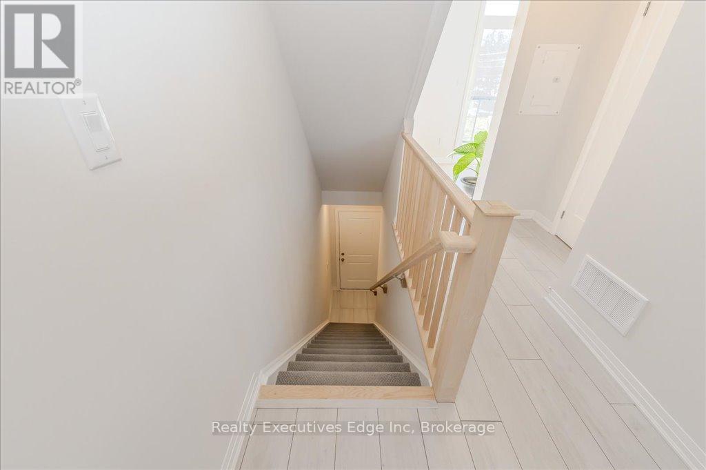 6 - 2 Willow Street, Brant, Ontario  N3L 0K7 - Photo 8 - X12019650