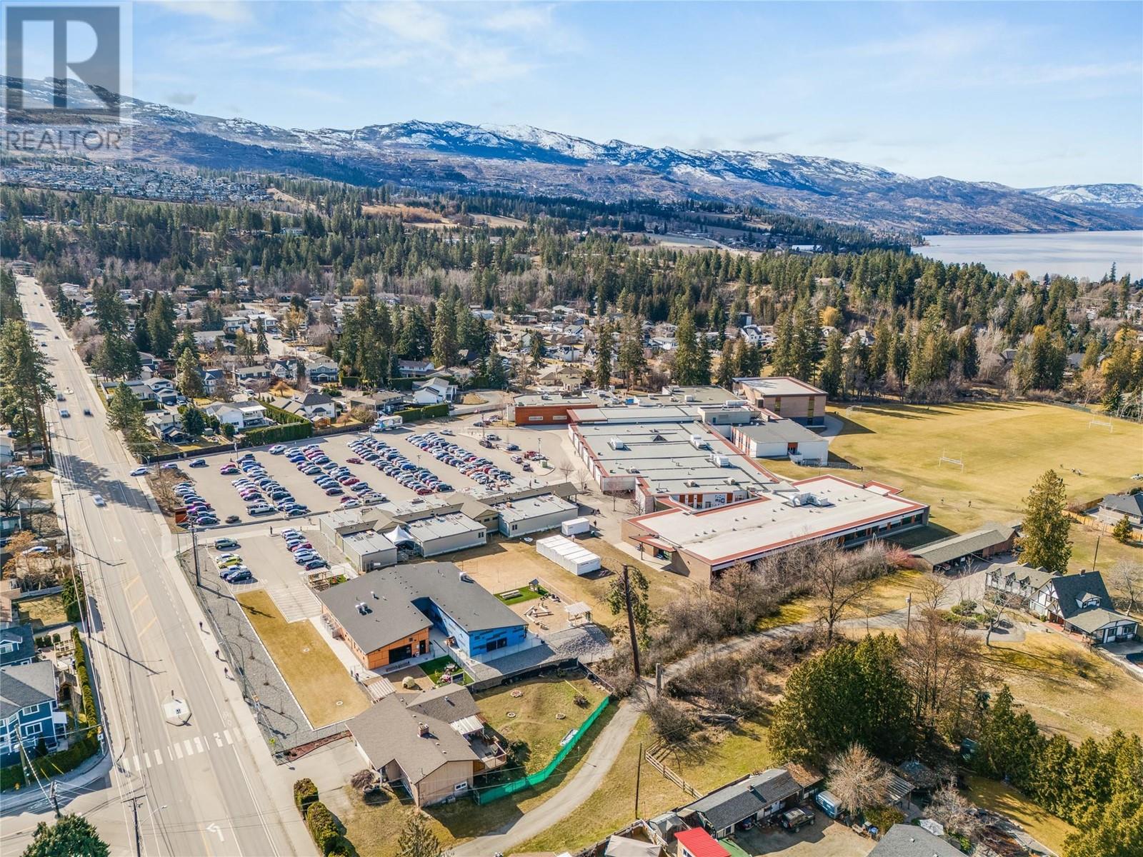 872 Hammer Avenue, Kelowna, British Columbia  V1W 2B8 - Photo 36 - 10337707
