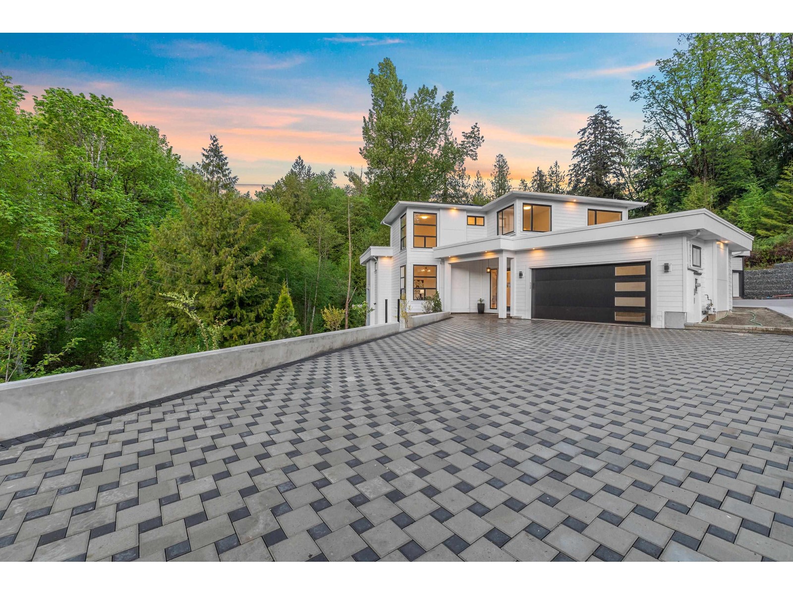 33994 Tooley Place, Mission, British Columbia  V2V 0A4 - Photo 5 - R2977524