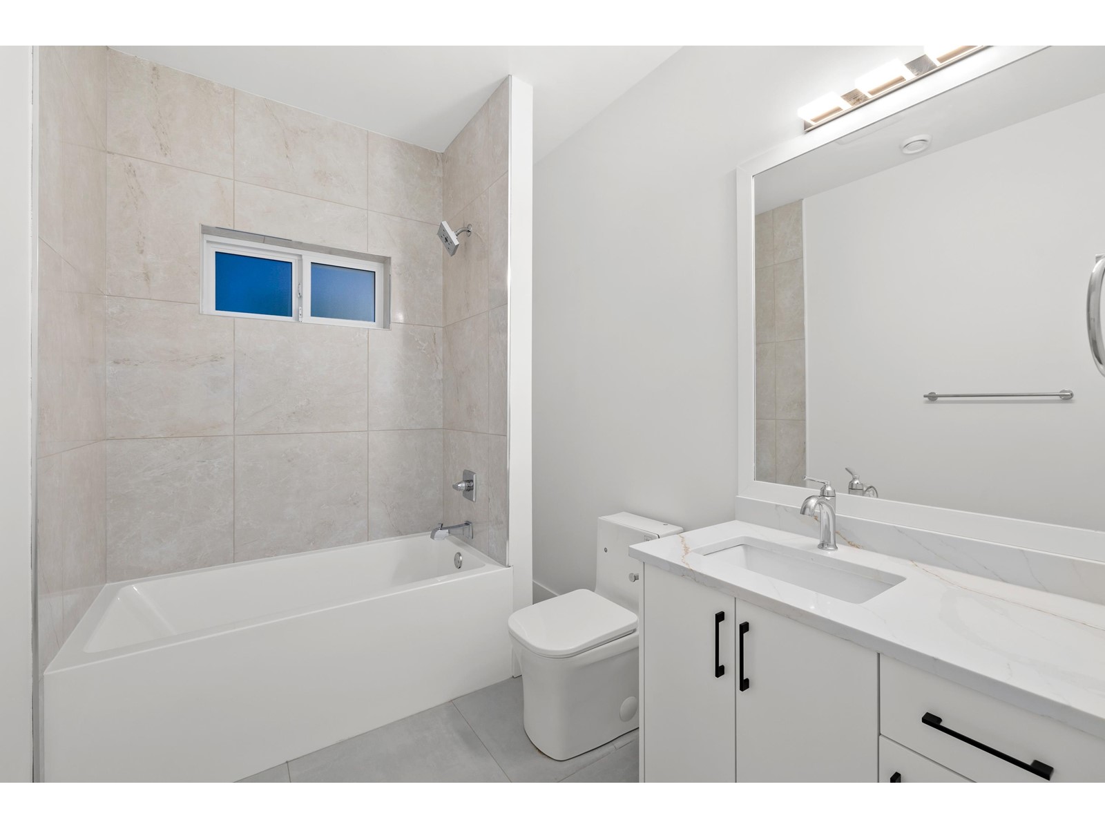 33994 Tooley Place, Mission, British Columbia  V2V 0A4 - Photo 37 - R2977524