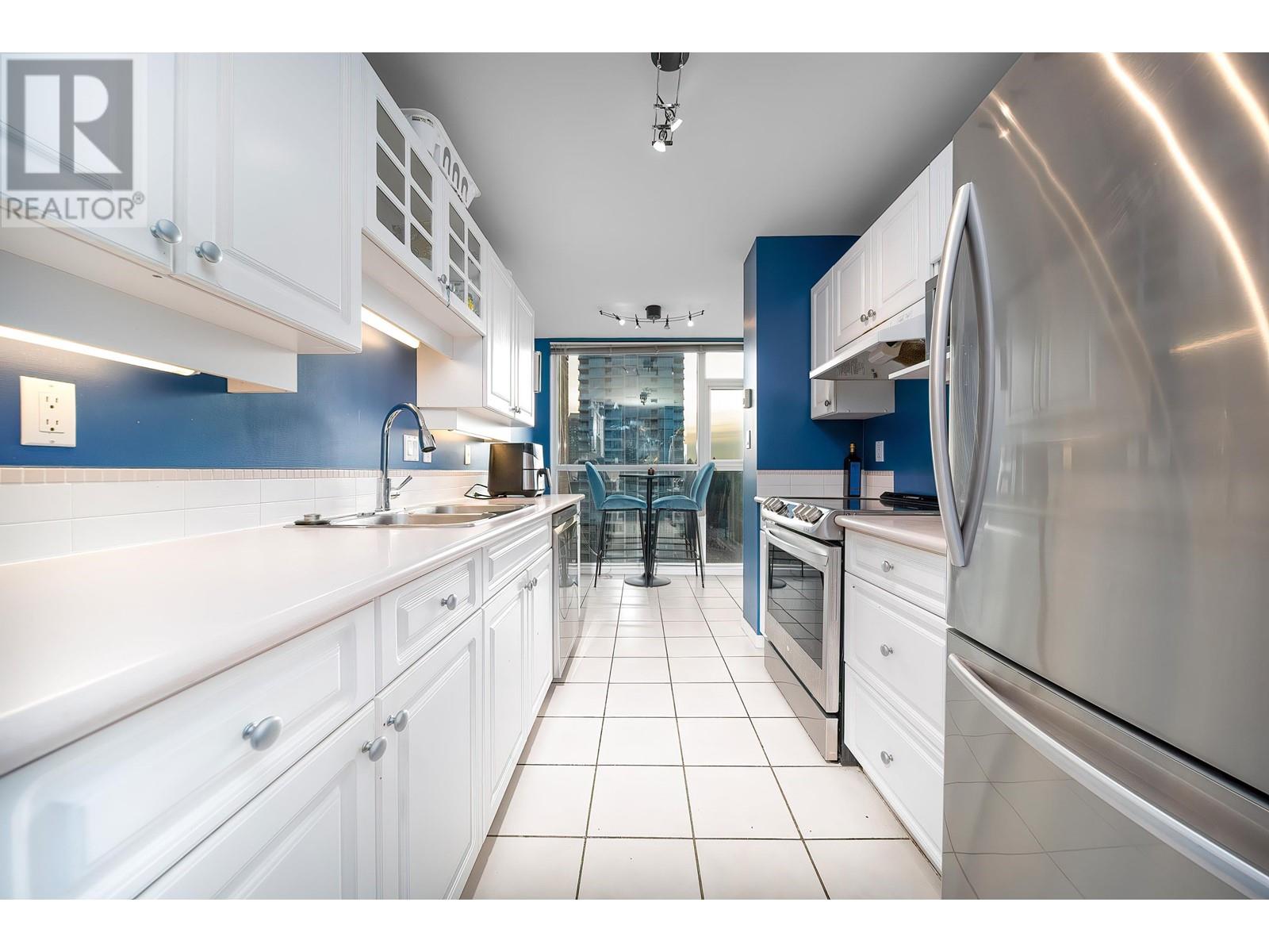 Listing Picture 8 of 26 : 901 7108 EDMONDS STREET, Burnaby / 本拿比 - 魯藝地產 Yvonne Lu Group - MLS Medallion Club Member