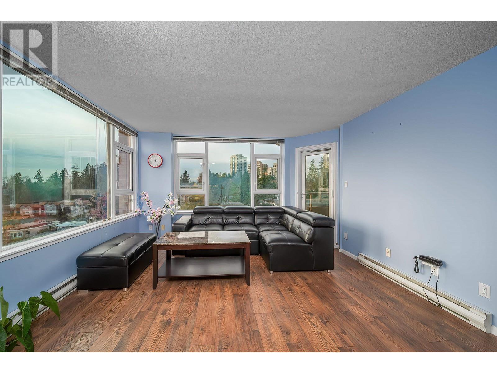 Listing Picture 3 of 26 : 901 7108 EDMONDS STREET, Burnaby / 本拿比 - 魯藝地產 Yvonne Lu Group - MLS Medallion Club Member
