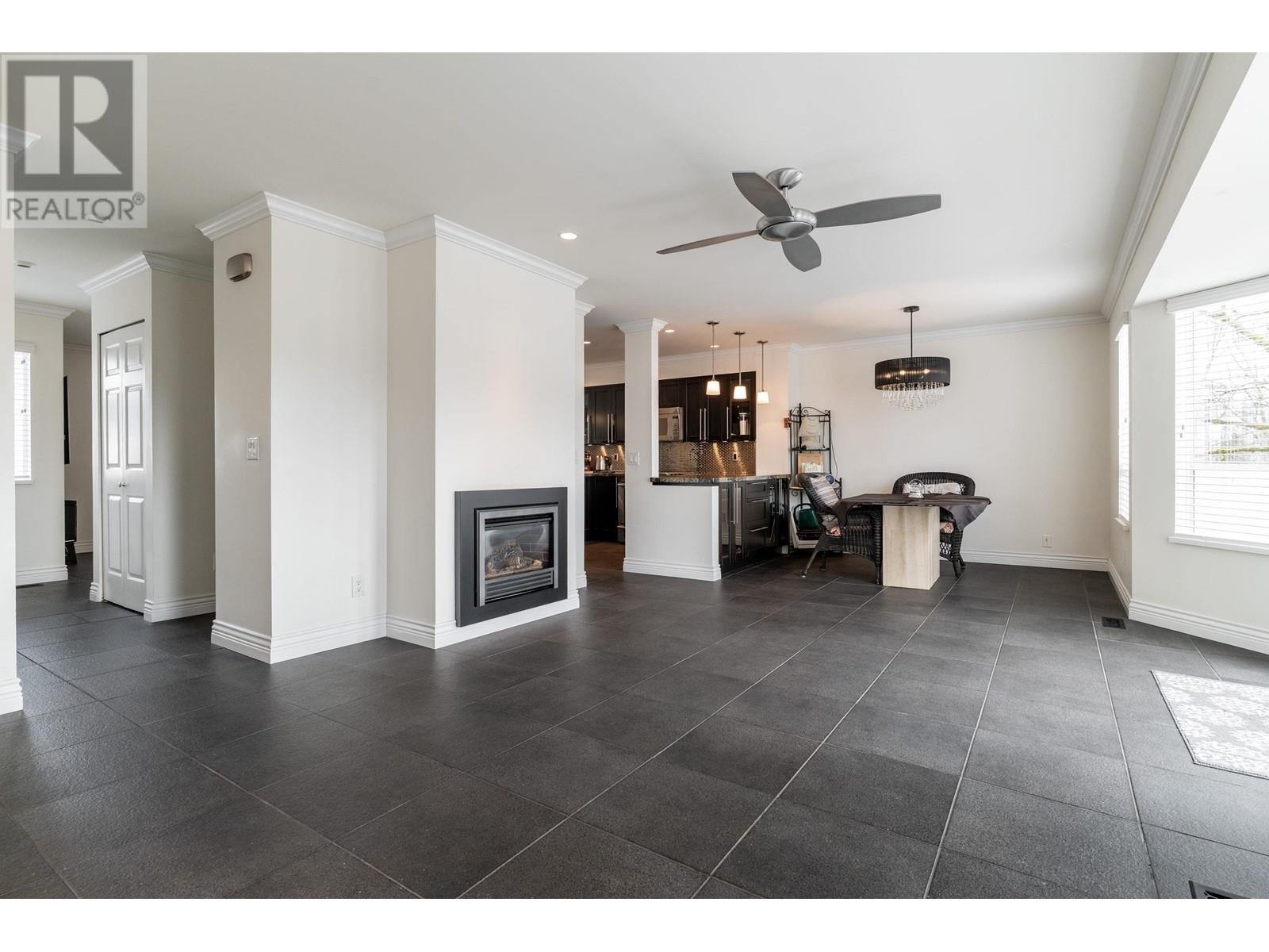 113 1232 Johnson Street, Coquitlam, British Columbia  V3B 4T2 - Photo 10 - R2968863