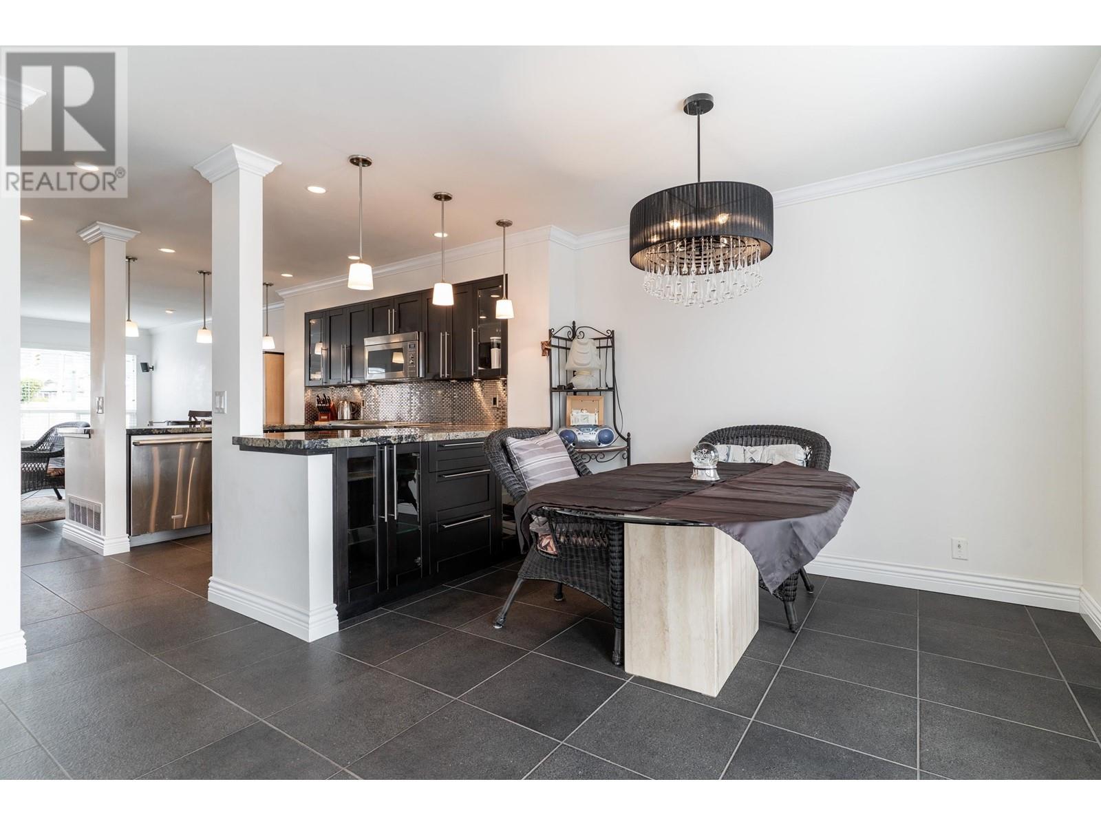 113 1232 Johnson Street, Coquitlam, British Columbia  V3B 4T2 - Photo 6 - R2968863