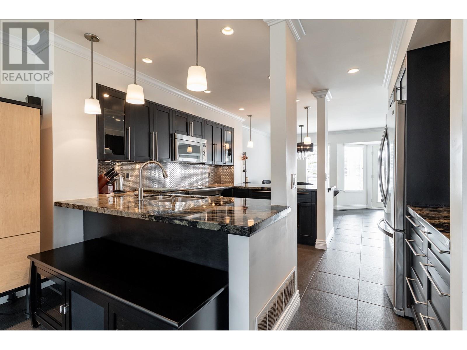 113 1232 Johnson Street, Coquitlam, British Columbia  V3B 4T2 - Photo 7 - R2968863
