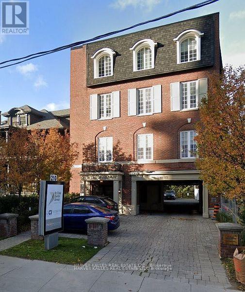 4TH FLOOR - 210 ST CLAIR AVENUE W, Toronto, Ontario