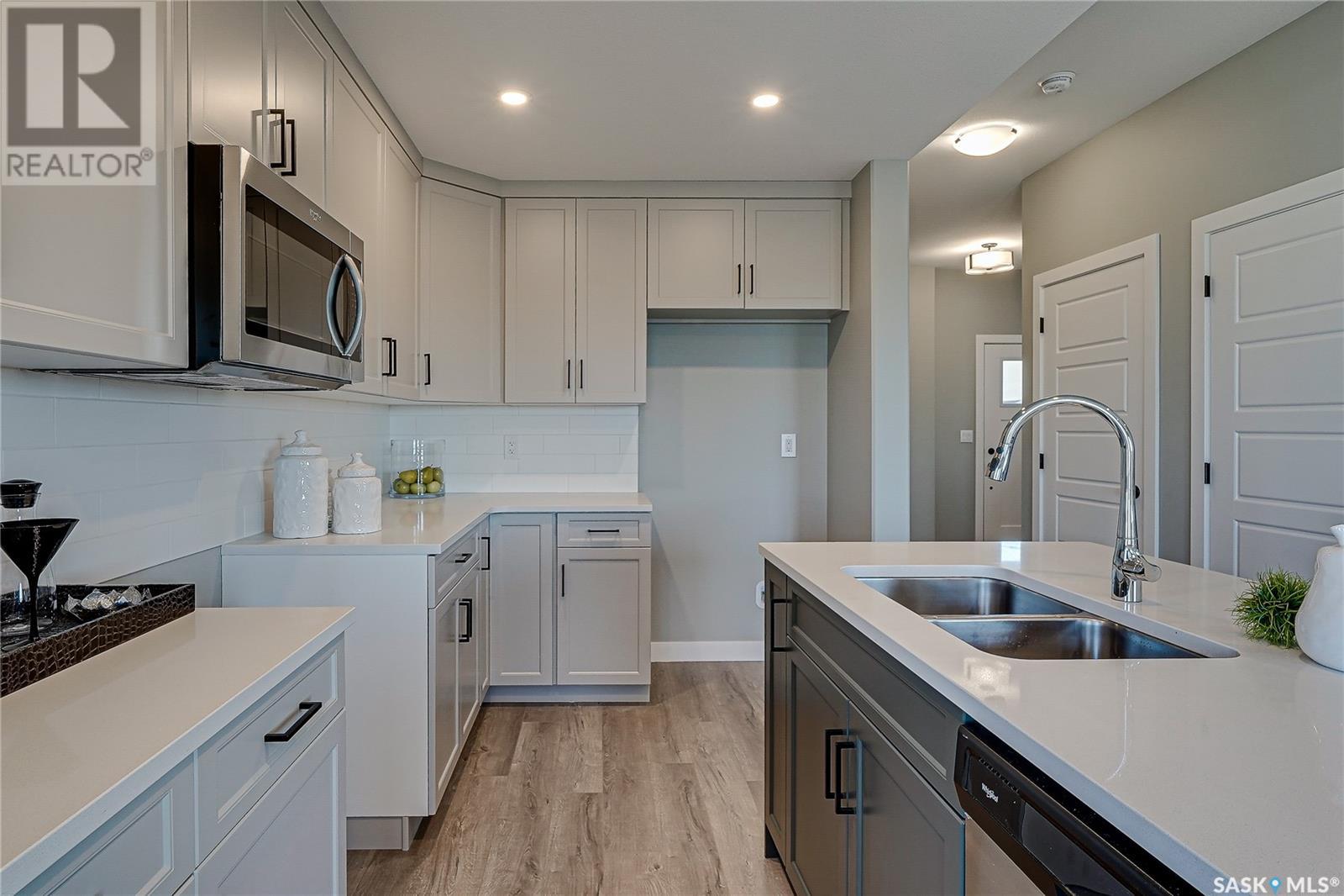 Property at 122 Kostiuk CRESCENT image 5