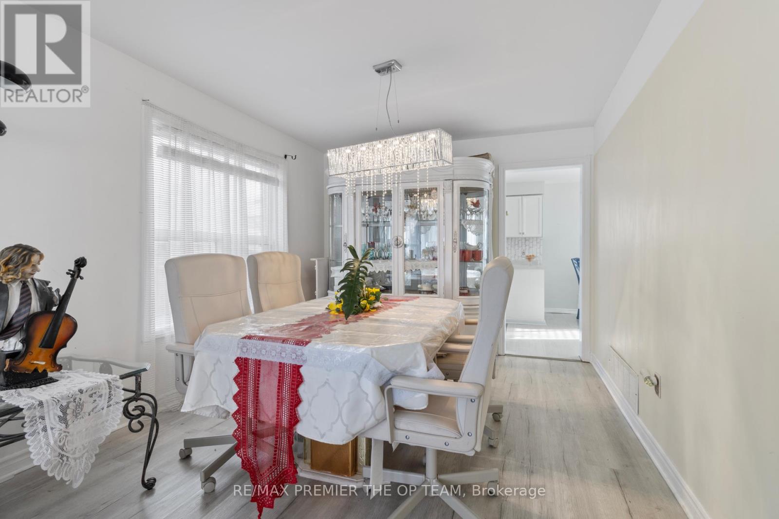 3 Shaina Court, Barrie, Ontario  L4N 9S6 - Photo 8 - S12019677