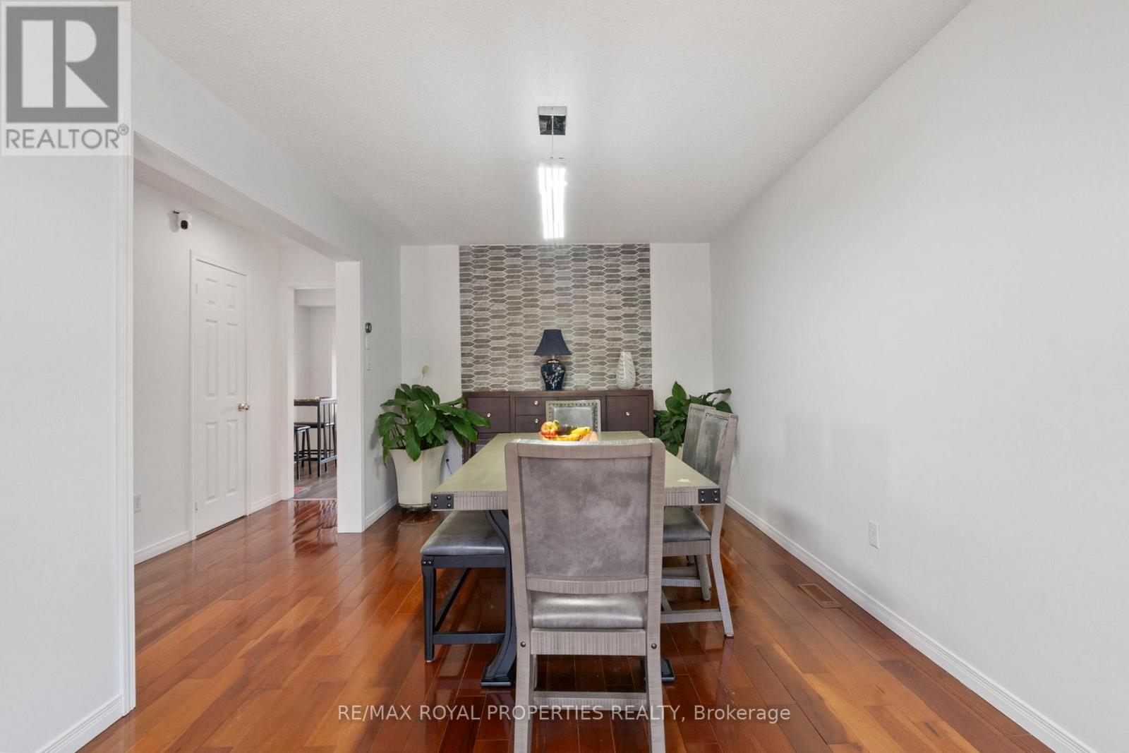Property at 17 TOUCHSTONE DRIVE image 5