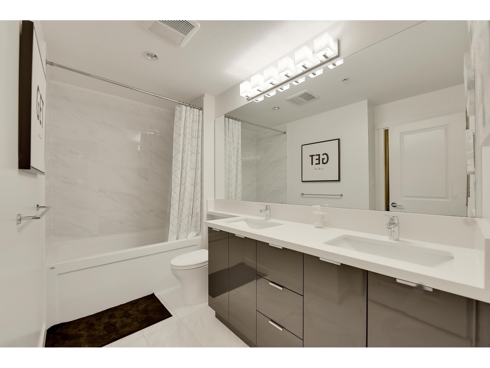 305 15138 34 Avenue, Surrey, British Columbia  V3Z 0Y5 - Photo 22 - R2977908