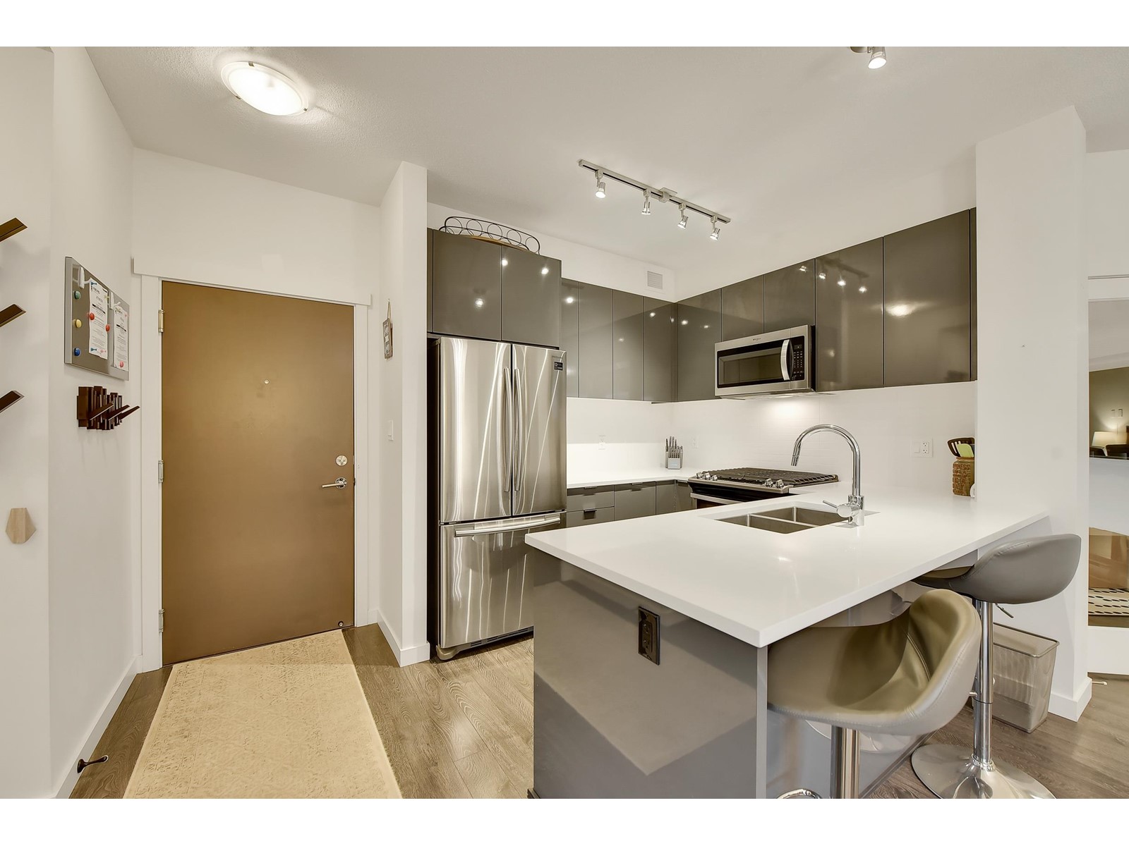 305 15138 34 Avenue, Surrey, British Columbia  V3Z 0Y5 - Photo 16 - R2977908