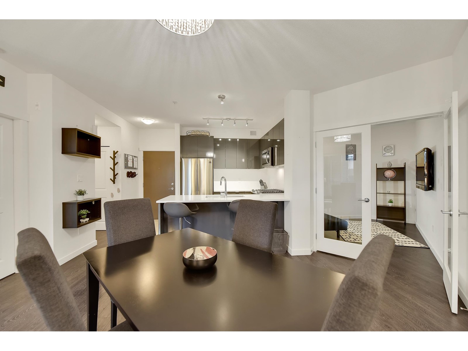 305 15138 34 Avenue, Surrey, British Columbia  V3Z 0Y5 - Photo 10 - R2977908