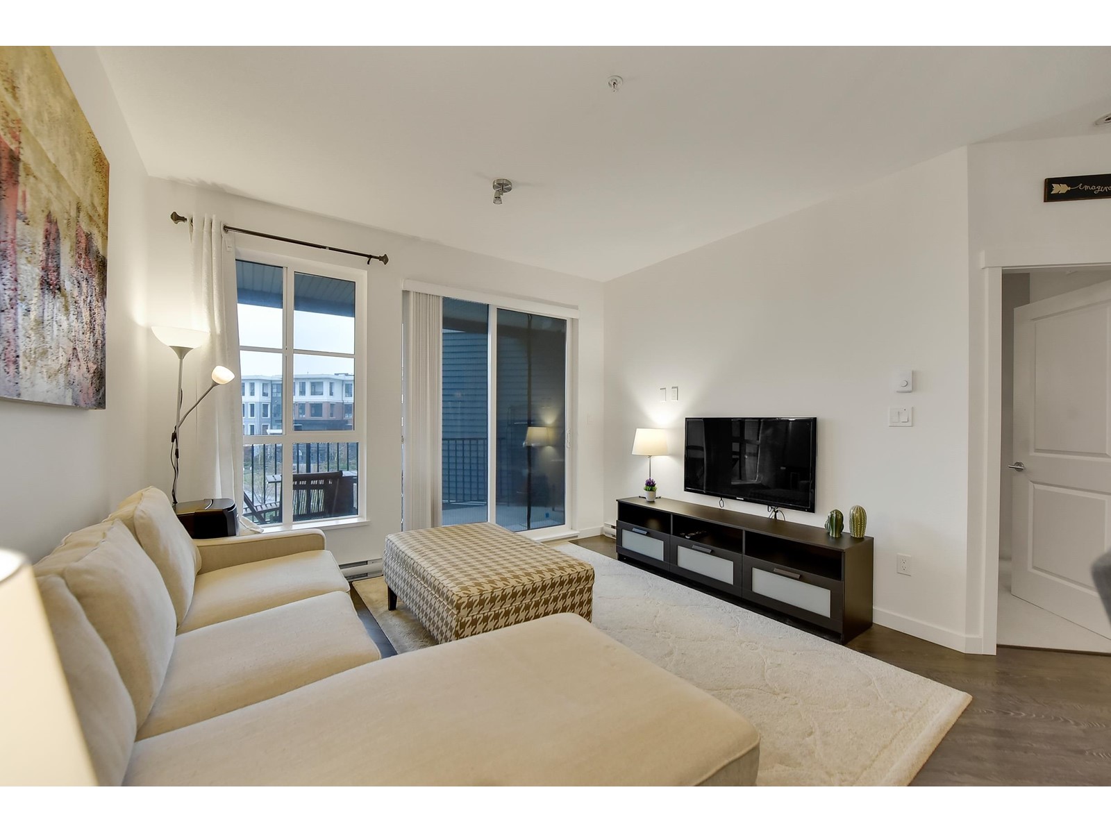 305 15138 34 Avenue, Surrey, British Columbia  V3Z 0Y5 - Photo 6 - R2977908