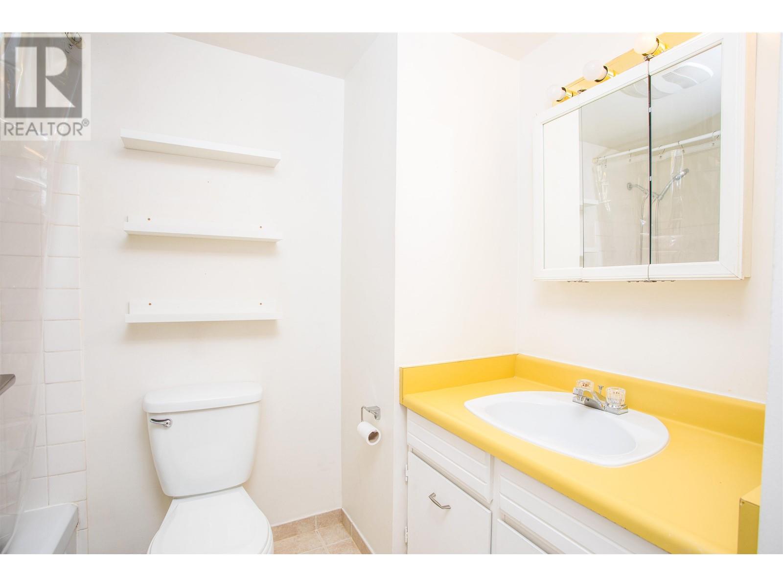 1704 145 St. Georges Avenue, North Vancouver, British Columbia  V7L 3G8 - Photo 22 - R2977212