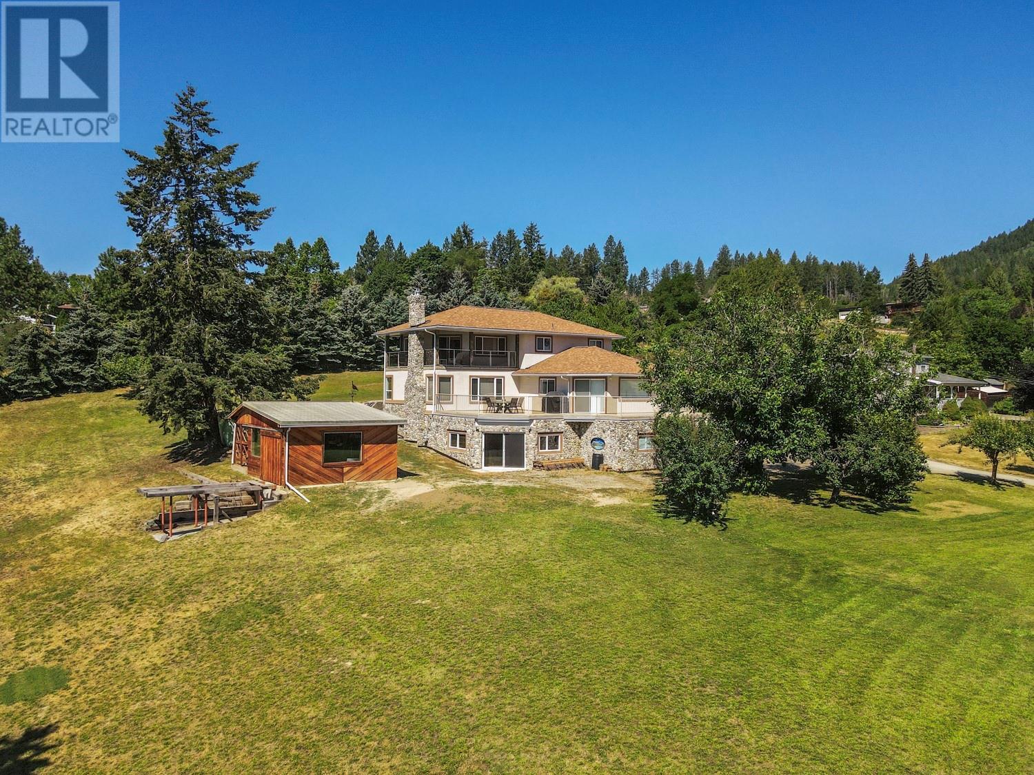 209 27th Avenue N, Erickson, British Columbia  V0B 1G1 - Photo 1 - 10338483