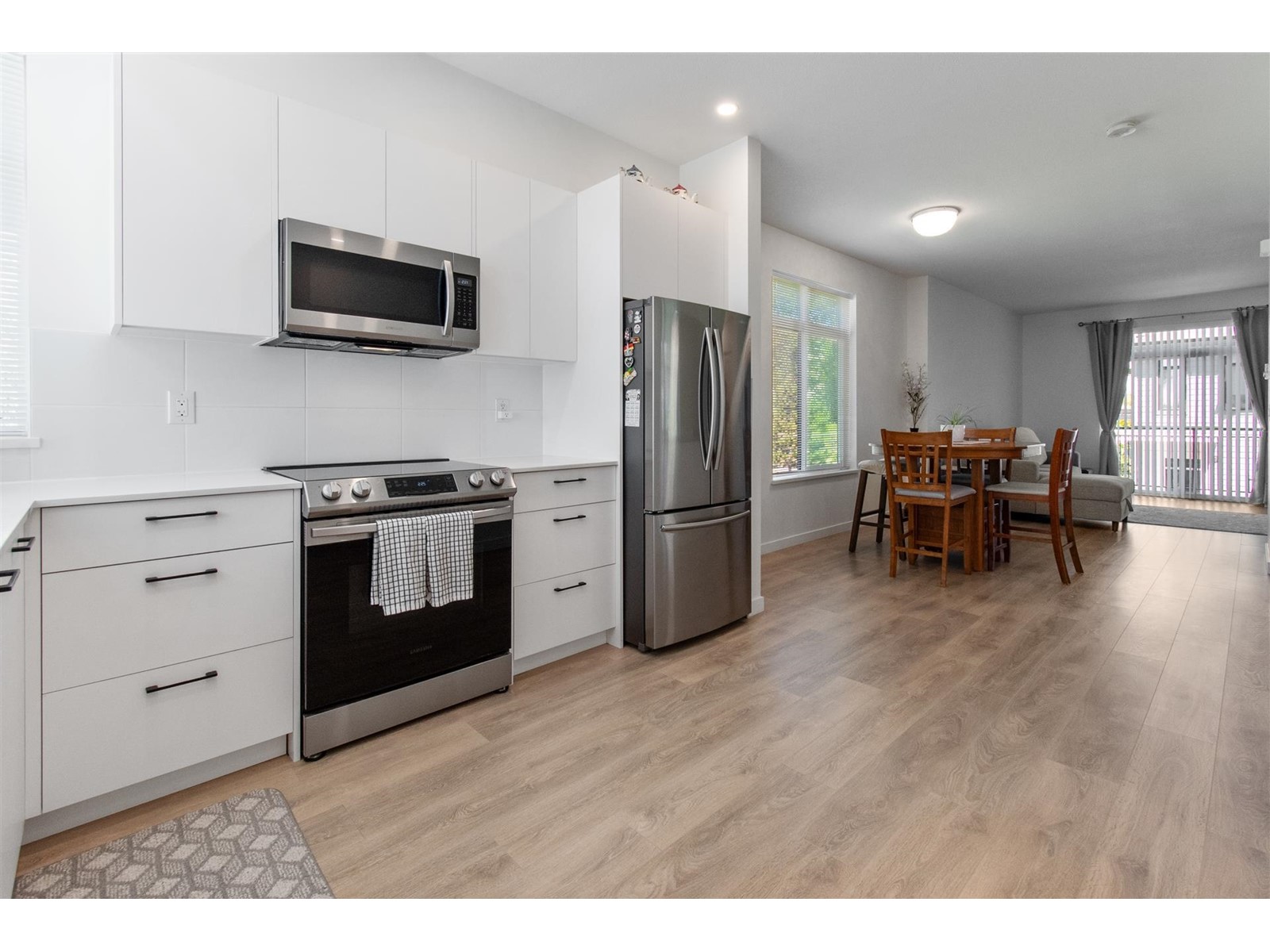 17 15235 Sitka Drive, Surrey, British Columbia  V3S 0A9 - Photo 6 - R2977832
