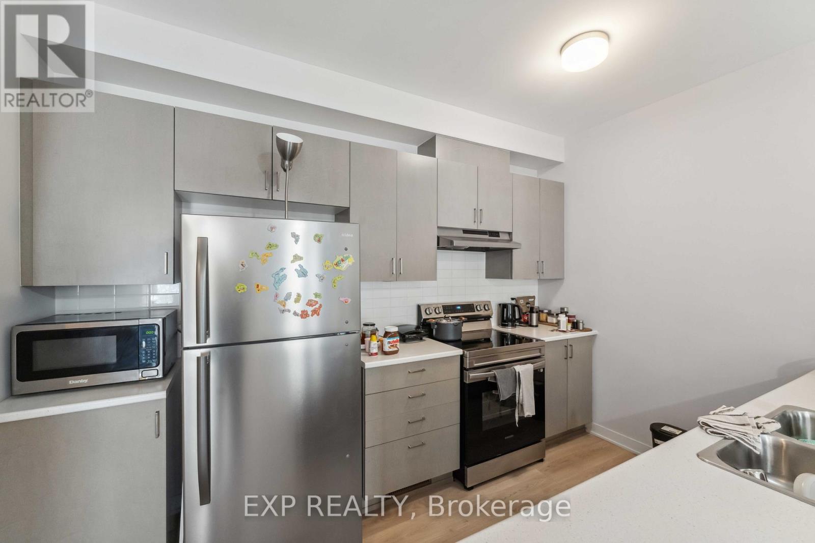 212 SPECKLED ALDER ROW Ottawa