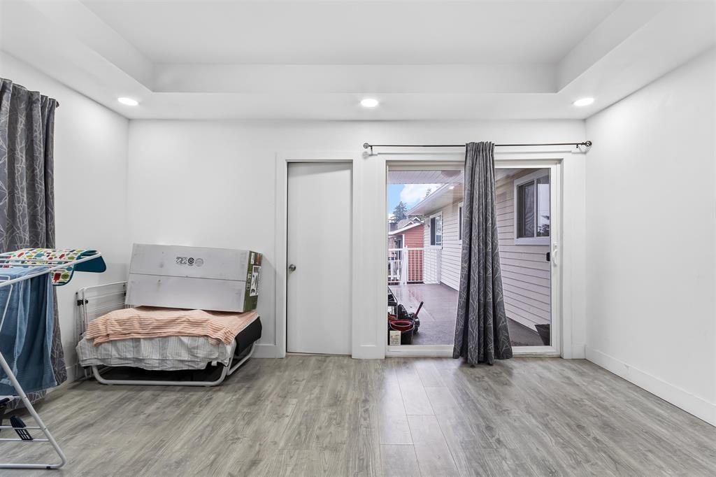 18262 56a Avenue, Surrey, British Columbia  V3S 6E3 - Photo 16 - R2977398