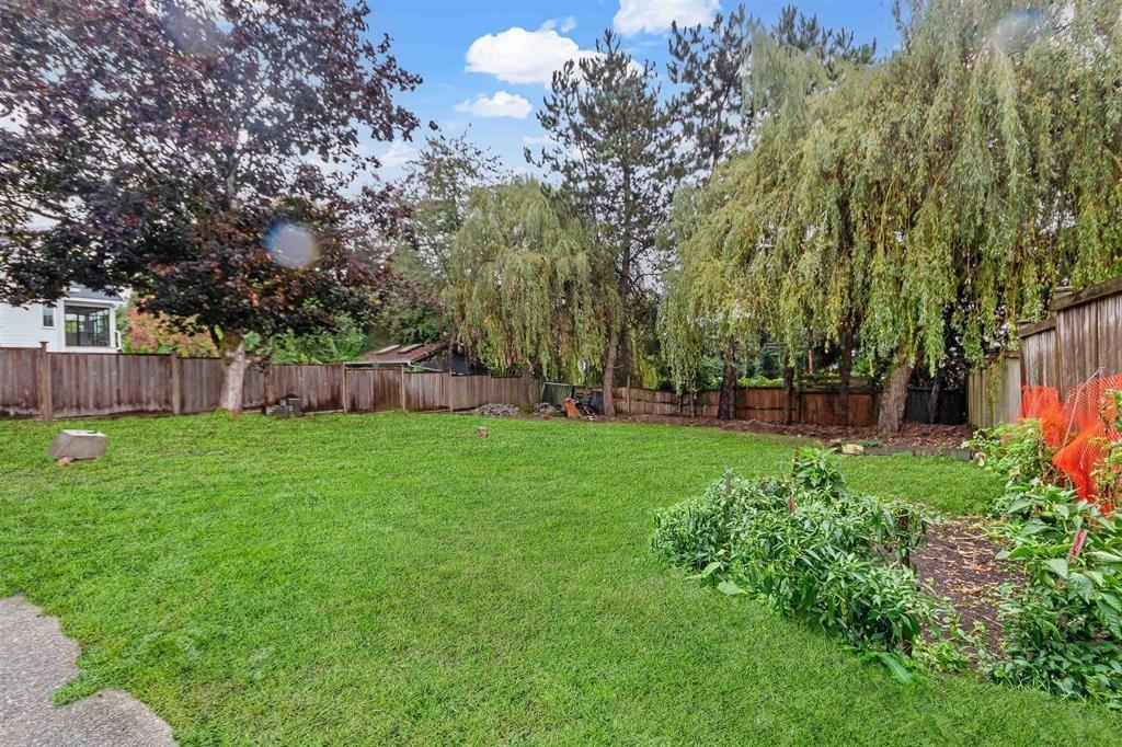 18262 56a Avenue, Surrey, British Columbia  V3S 6E3 - Photo 20 - R2977398