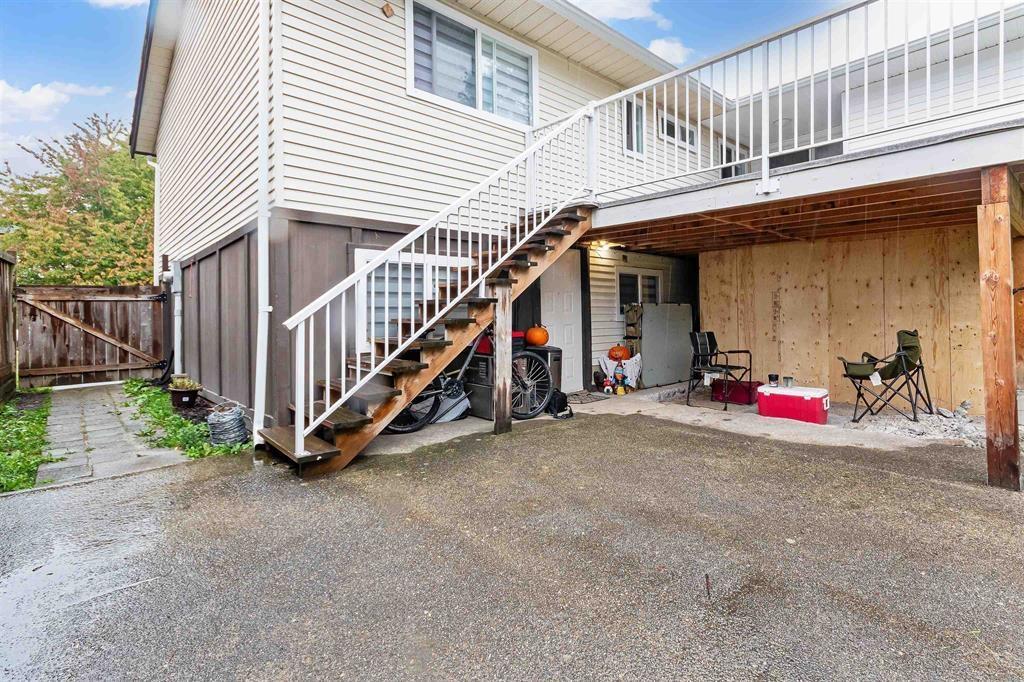 18262 56a Avenue, Surrey, British Columbia  V3S 6E3 - Photo 21 - R2977398