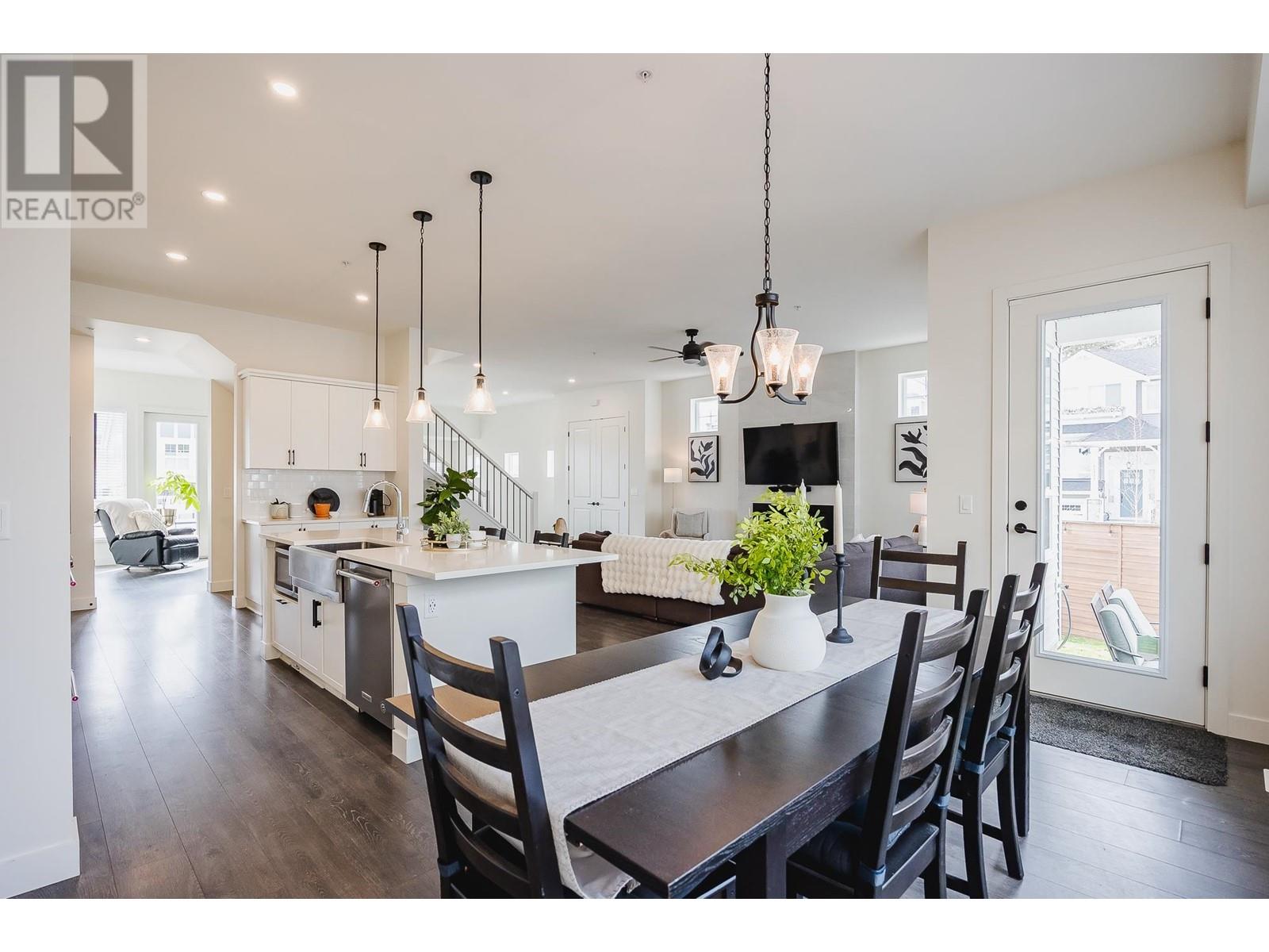 23163 113 Avenue, Maple Ridge, British Columbia  V2X 4K6 - Photo 16 - R2977891