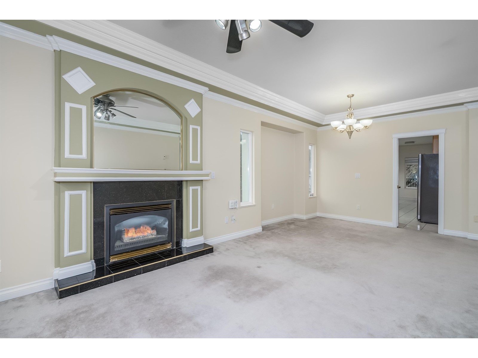 Property at 11919 96 AVENUE image 4