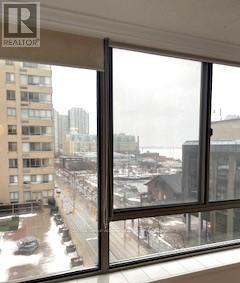 801 - 270 Queens Quay Boulevard W, Toronto, Ontario  M5J 2N4 - Photo 14 - C11967573