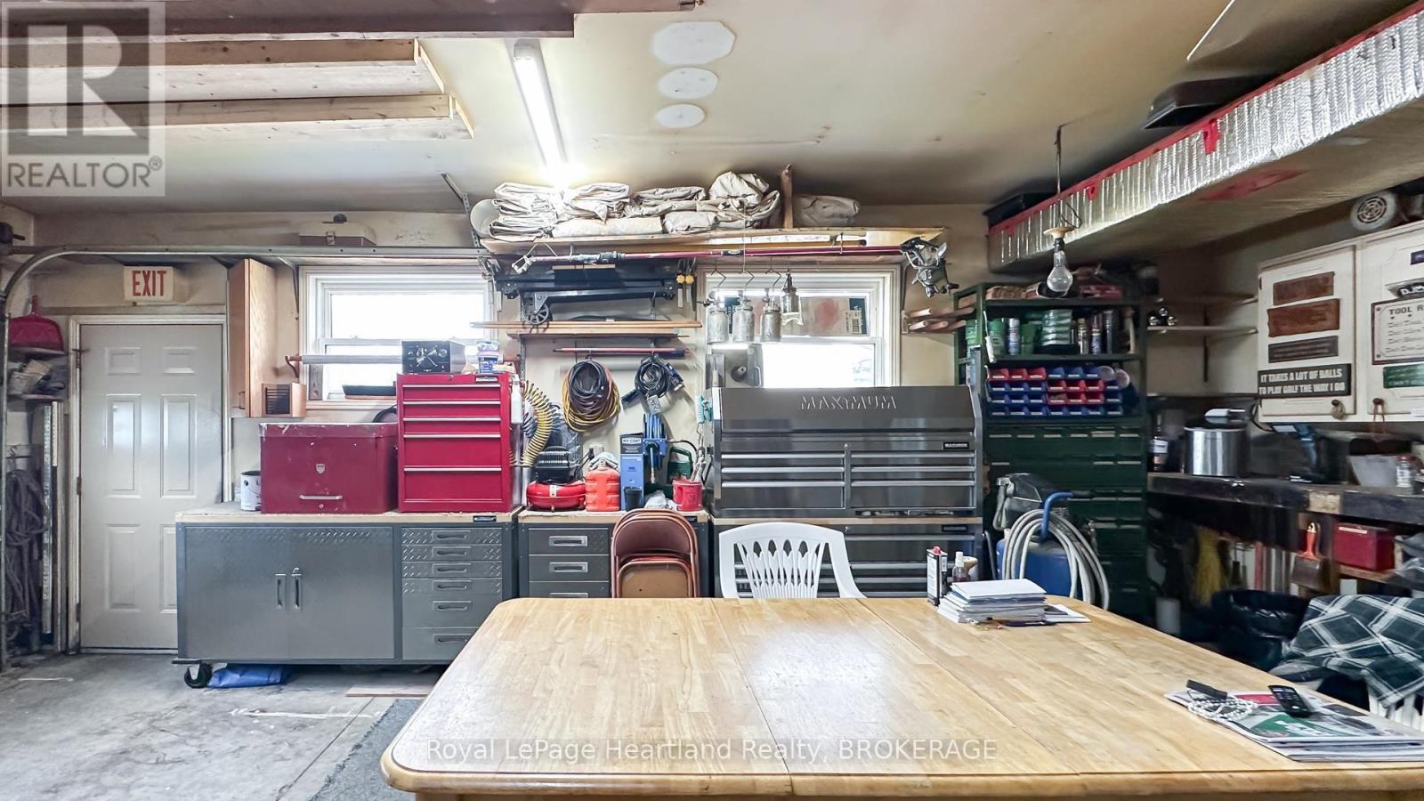 Photo 39 of 40 for 4 Ducharme Crescent