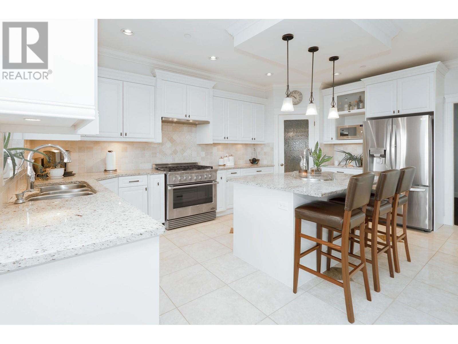 13765 Silver Valley Road, Maple Ridge, British Columbia  V4R 0C2 - Photo 2 - R2941011