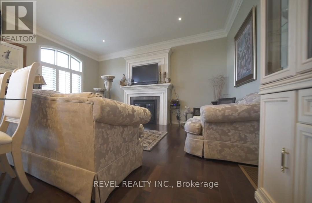 10 - 68 Fairview Drive, Brantford, Ontario  N3R 2W9 - Photo 8 - X12019827