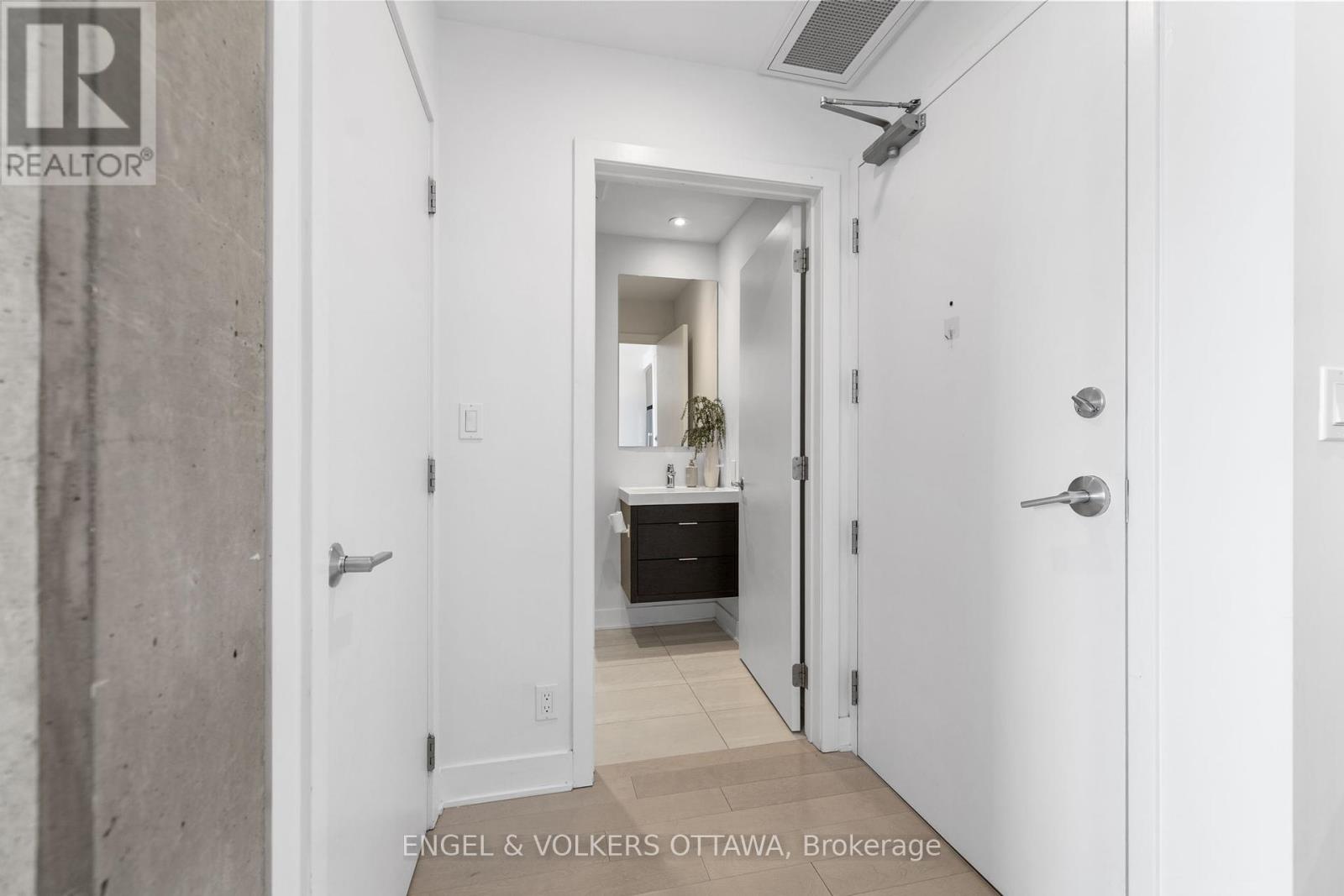 2005 - 20 Daly Avenue, Ottawa, Ontario  K1N 0C6 - Photo 3 - X12019856