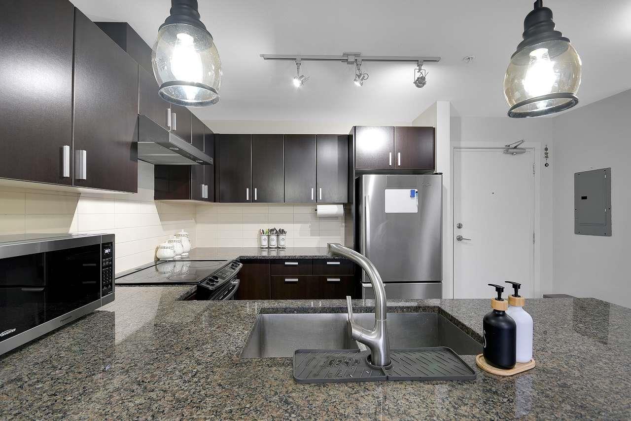 215 7511 120 Street, Delta, British Columbia  V4C 0C1 - Photo 5 - R2971863