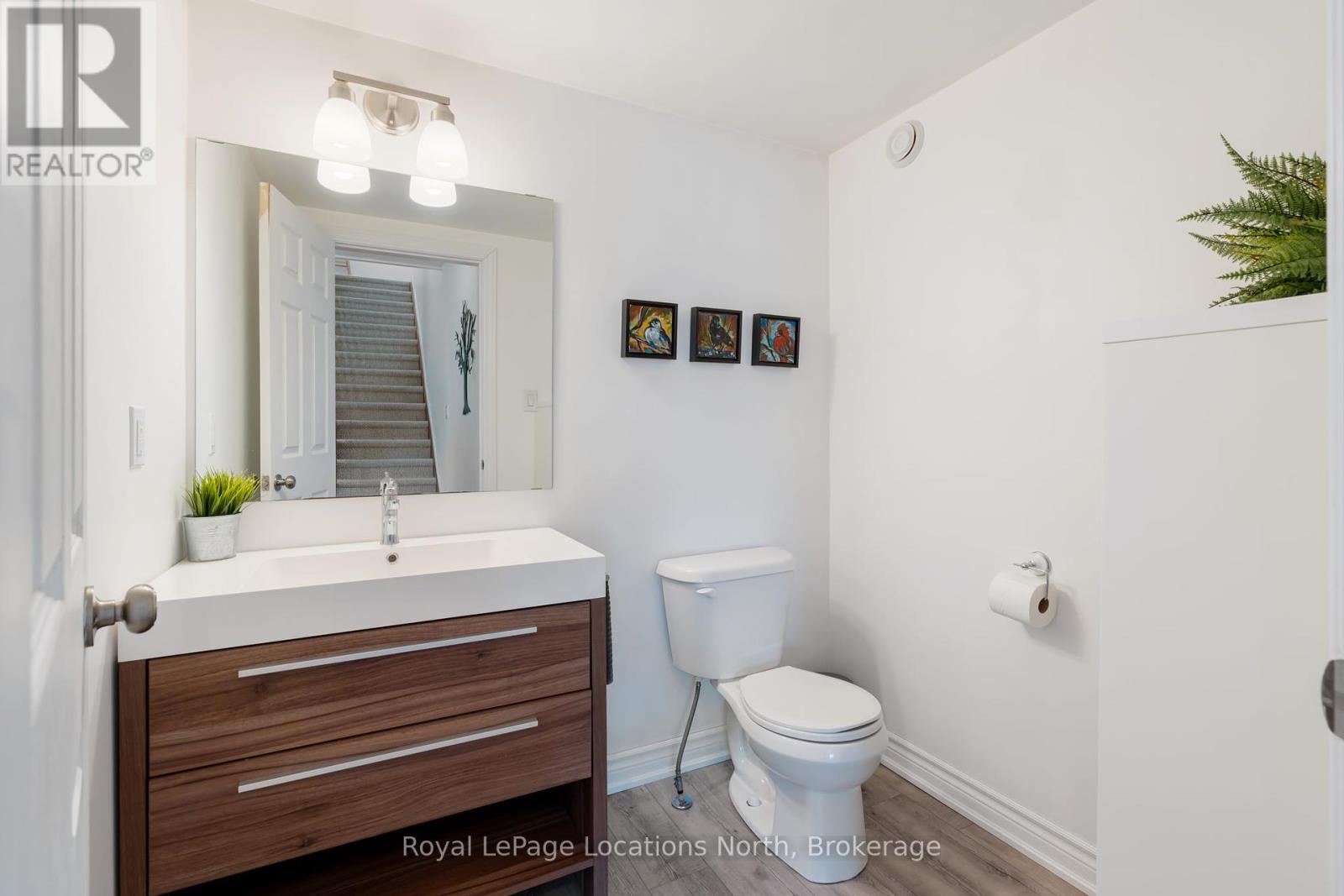 10 Constance Boulevard, Wasaga Beach, Ontario  L9Z 2Y4 - Photo 13 - S12019855