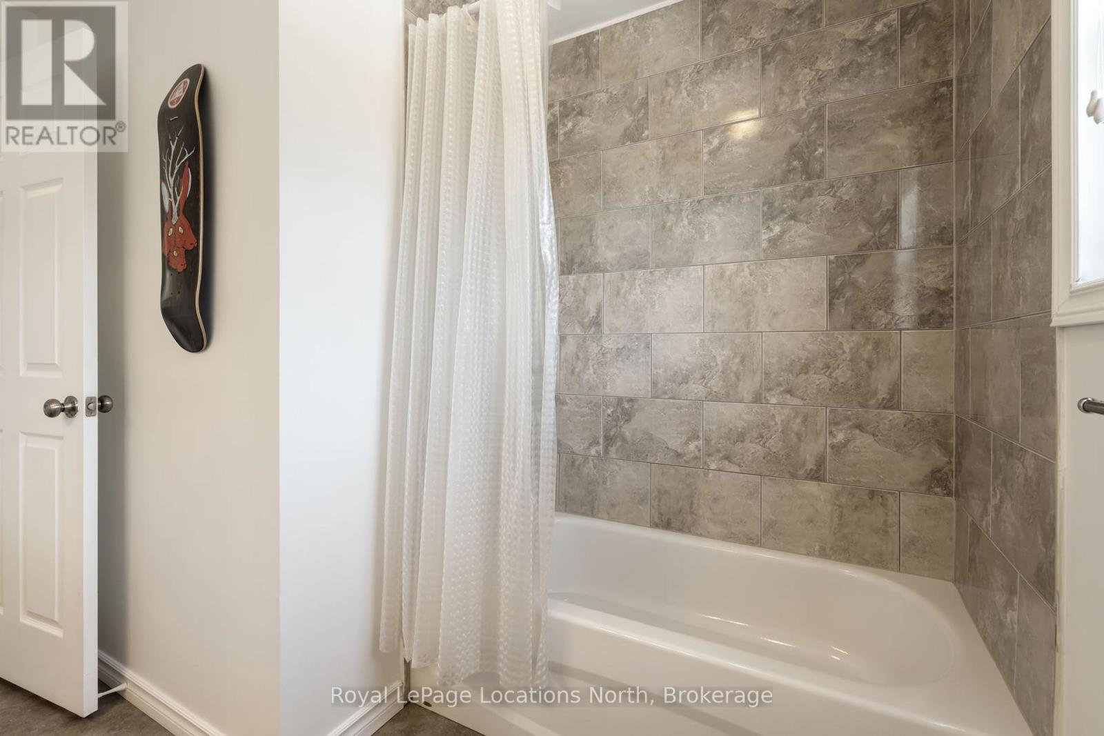 10 Constance Boulevard, Wasaga Beach, Ontario  L9Z 2Y4 - Photo 30 - S12019855