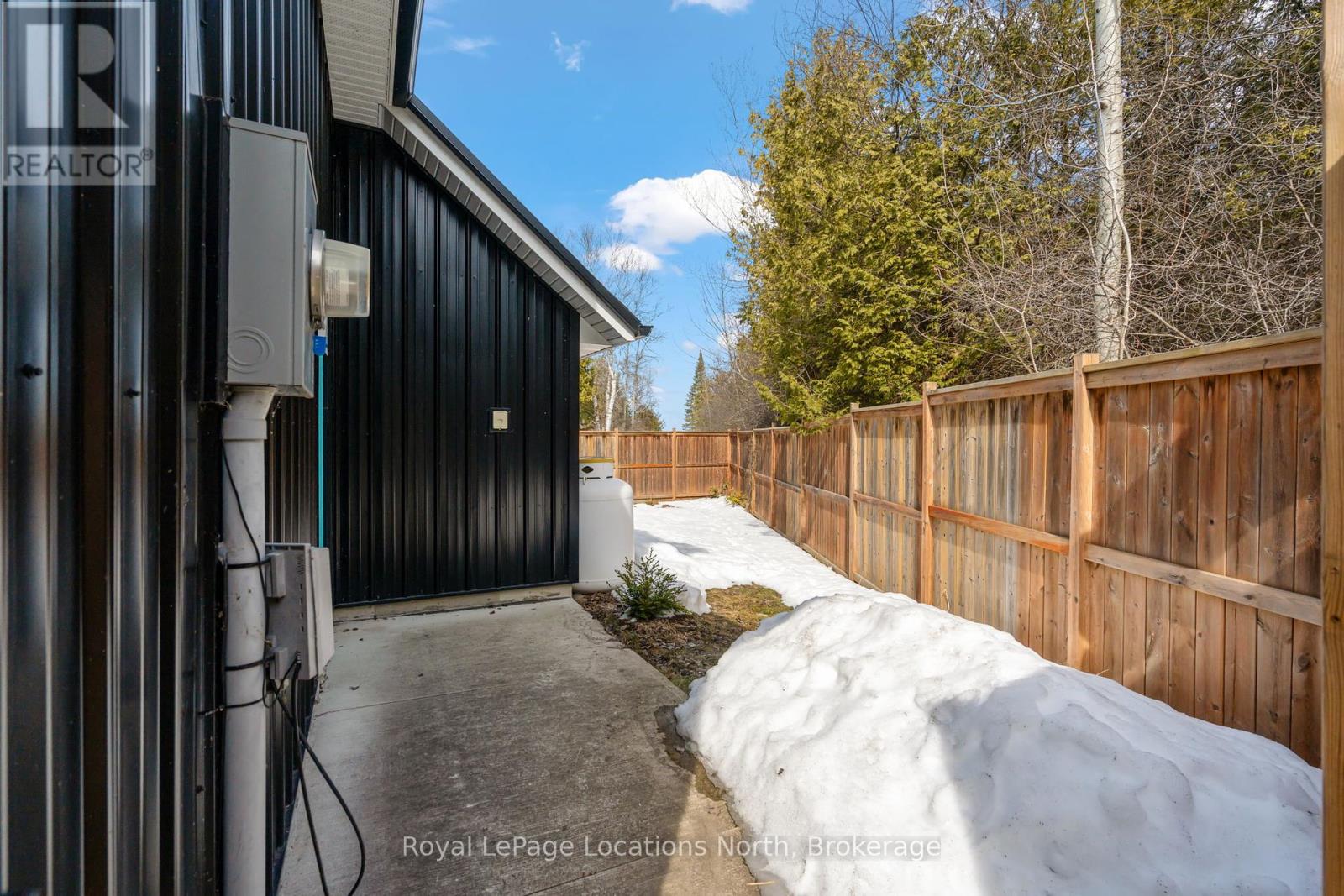 10 Constance Boulevard, Wasaga Beach, Ontario  L9Z 2Y4 - Photo 36 - S12019855