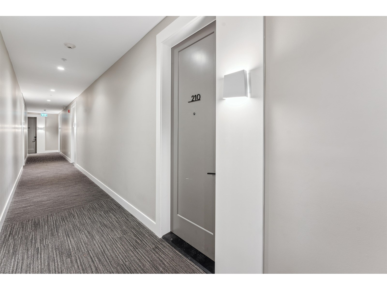 210 13933 105 Boulevard, Surrey, British Columbia  V3T 0R6 - Photo 6 - R2977696