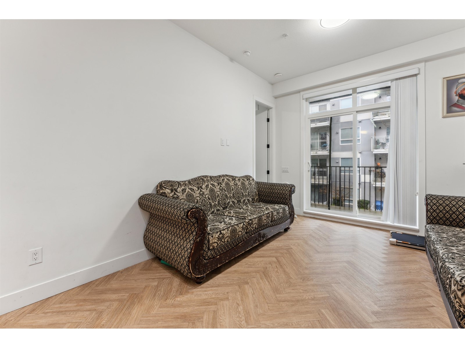 210 13933 105 Boulevard, Surrey, British Columbia  V3T 0R6 - Photo 10 - R2977696