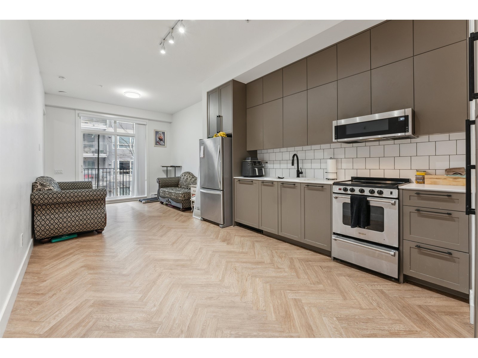 210 13933 105 Boulevard, Surrey, British Columbia  V3T 0R6 - Photo 7 - R2977696