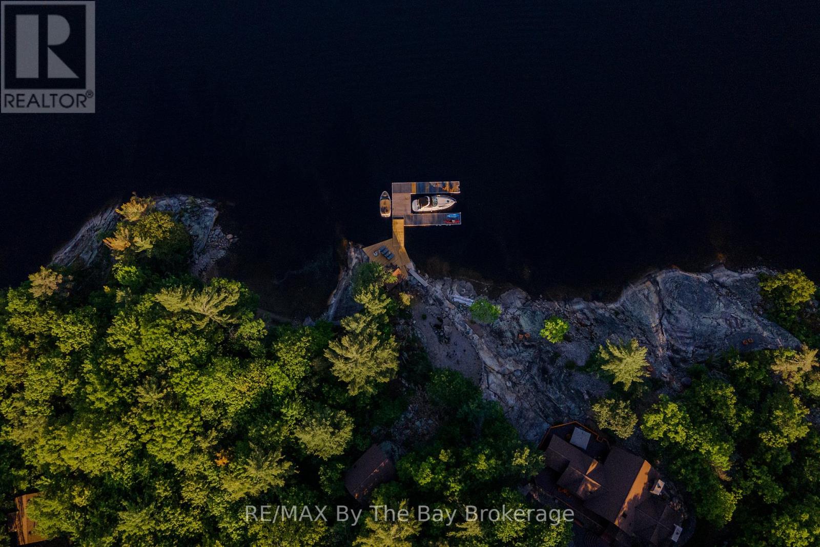 12 Island 2075, Georgian Bay, Ontario  L0K 1S0 - Photo 8 - X12019912