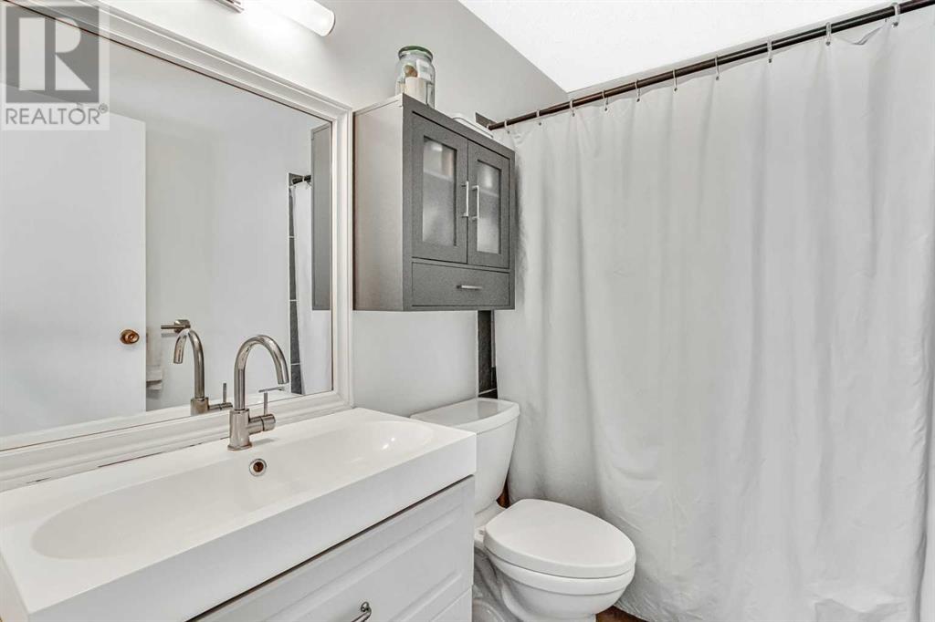 116 Woodfield Green Sw, Calgary, Alberta  T2W 3T9 - Photo 25 - A2201755