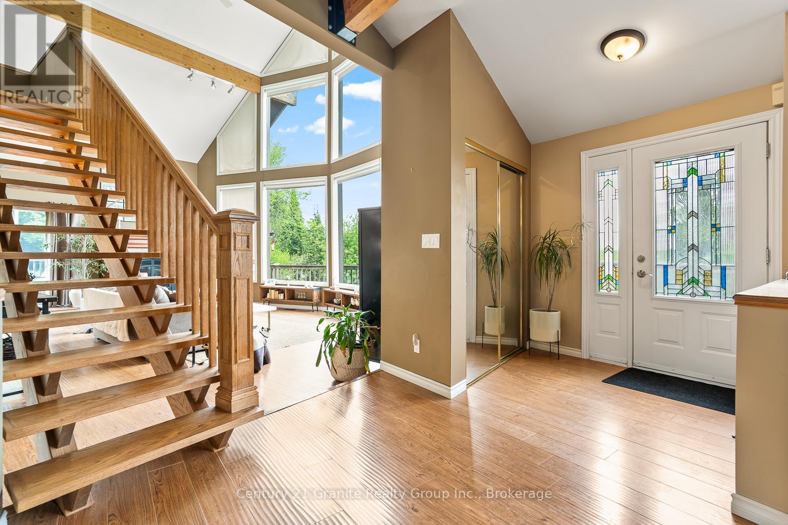 53 South Mountain Road, Kawartha Lakes, Ontario  K0M 2B0 - Photo 4 - X12019947